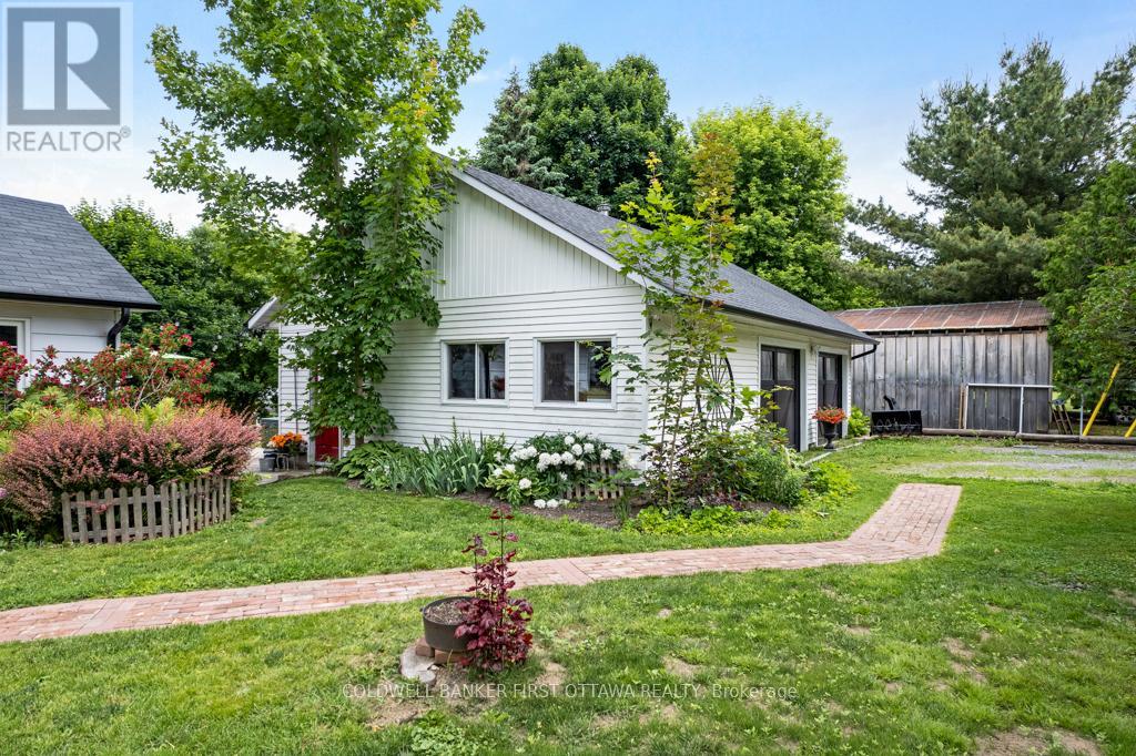 4 Station Road, Rideau Lakes, Ontario  K0G 1V0 - Photo 41 - X12405754