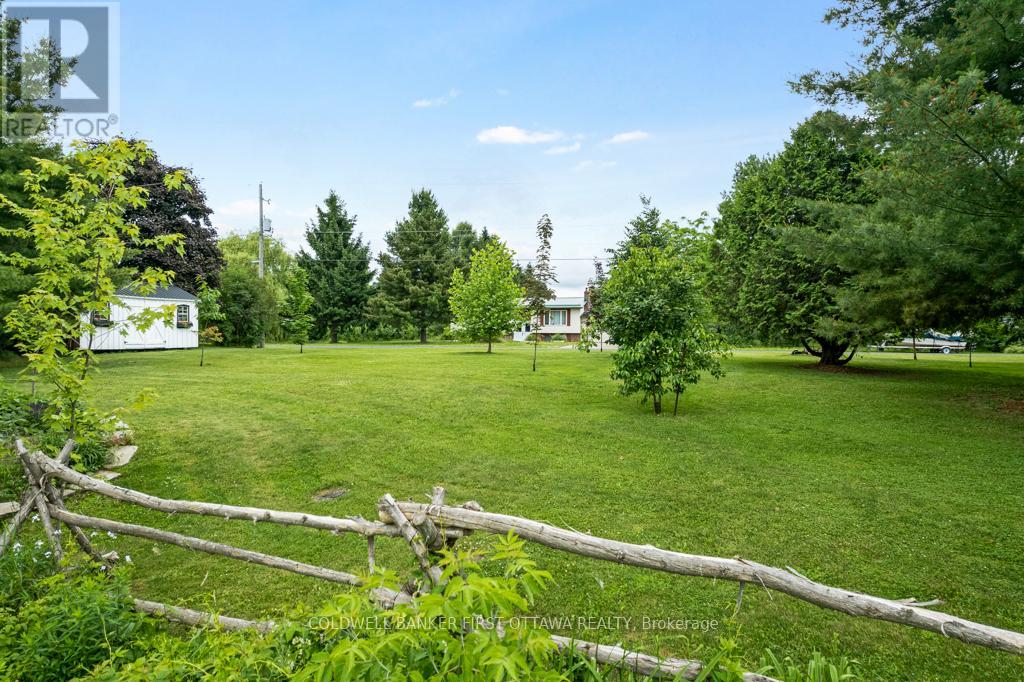 4 Station Road, Rideau Lakes, Ontario  K0G 1V0 - Photo 43 - X12405754