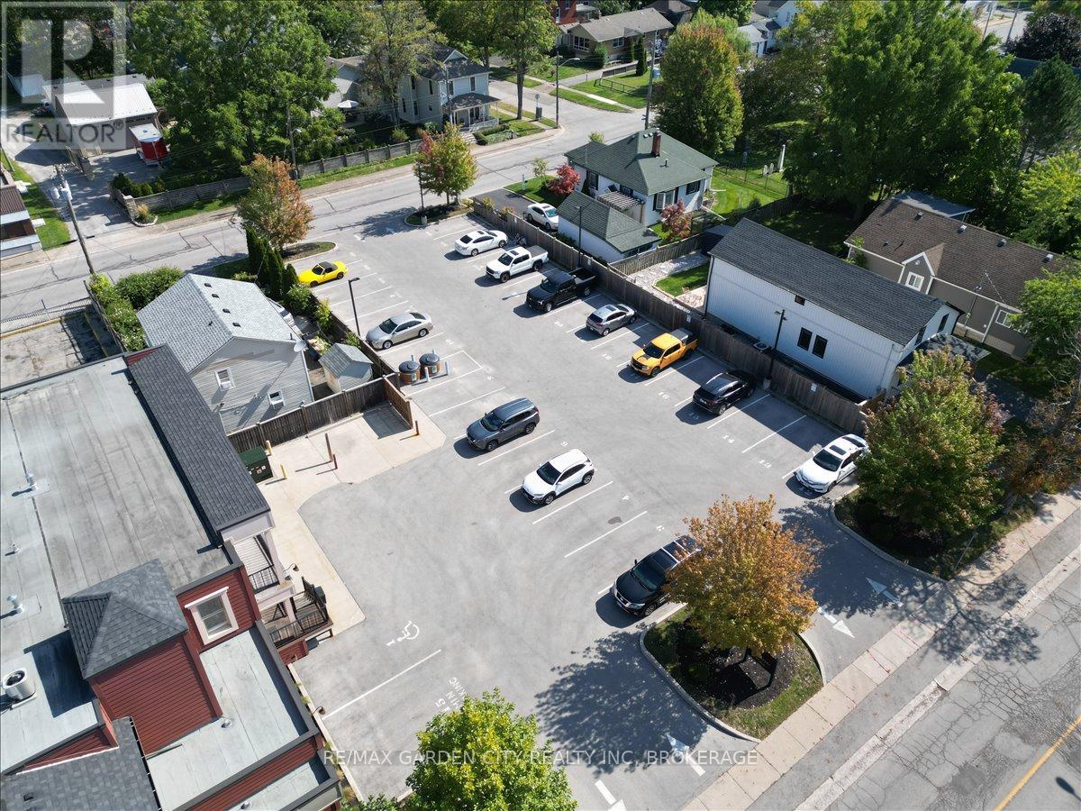 201 - 3710 Main Street, Niagara Falls, Ontario  L2G 6B1 - Photo 33 - X12405723