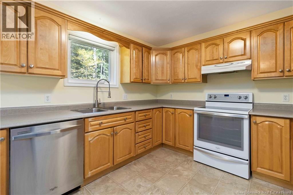 257 Charles Lutes Road, Moncton, New Brunswick  E1G 2R8 - Photo 12 - NB126495