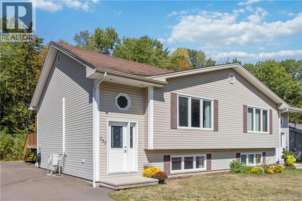 257 Charles Lutes Road, Moncton, New Brunswick  E1G 2R8 - Photo 2 - NB126495