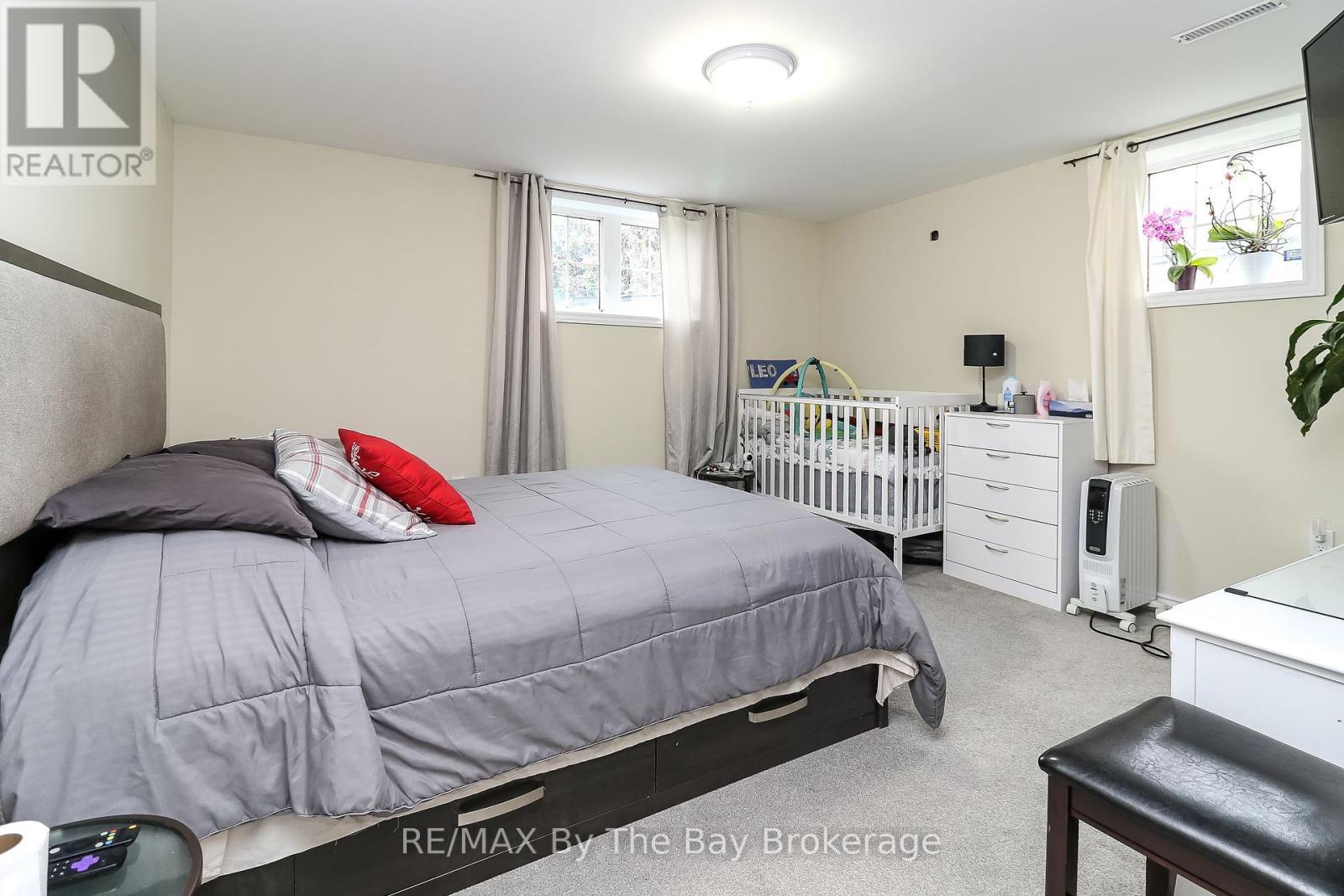 37 Walnut Drive, Wasaga Beach, Ontario  L9Z 0A8 - Photo 47 - S12405670