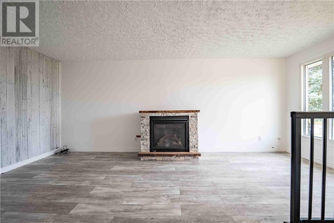 231 Lapointe, Hanmer, Ontario  P3P 1G8 - Photo 3 - 2124739