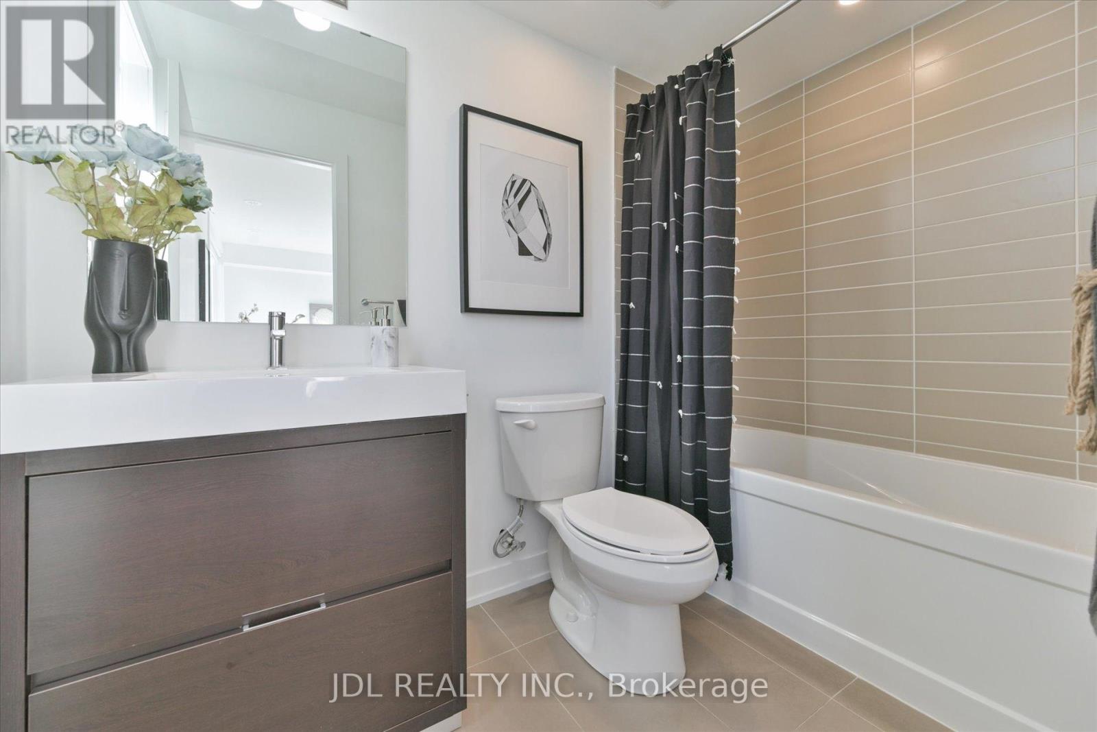 7 - 88 Turtle Island Road, Toronto, Ontario  M6A 0E4 - Photo 17 - C12405718