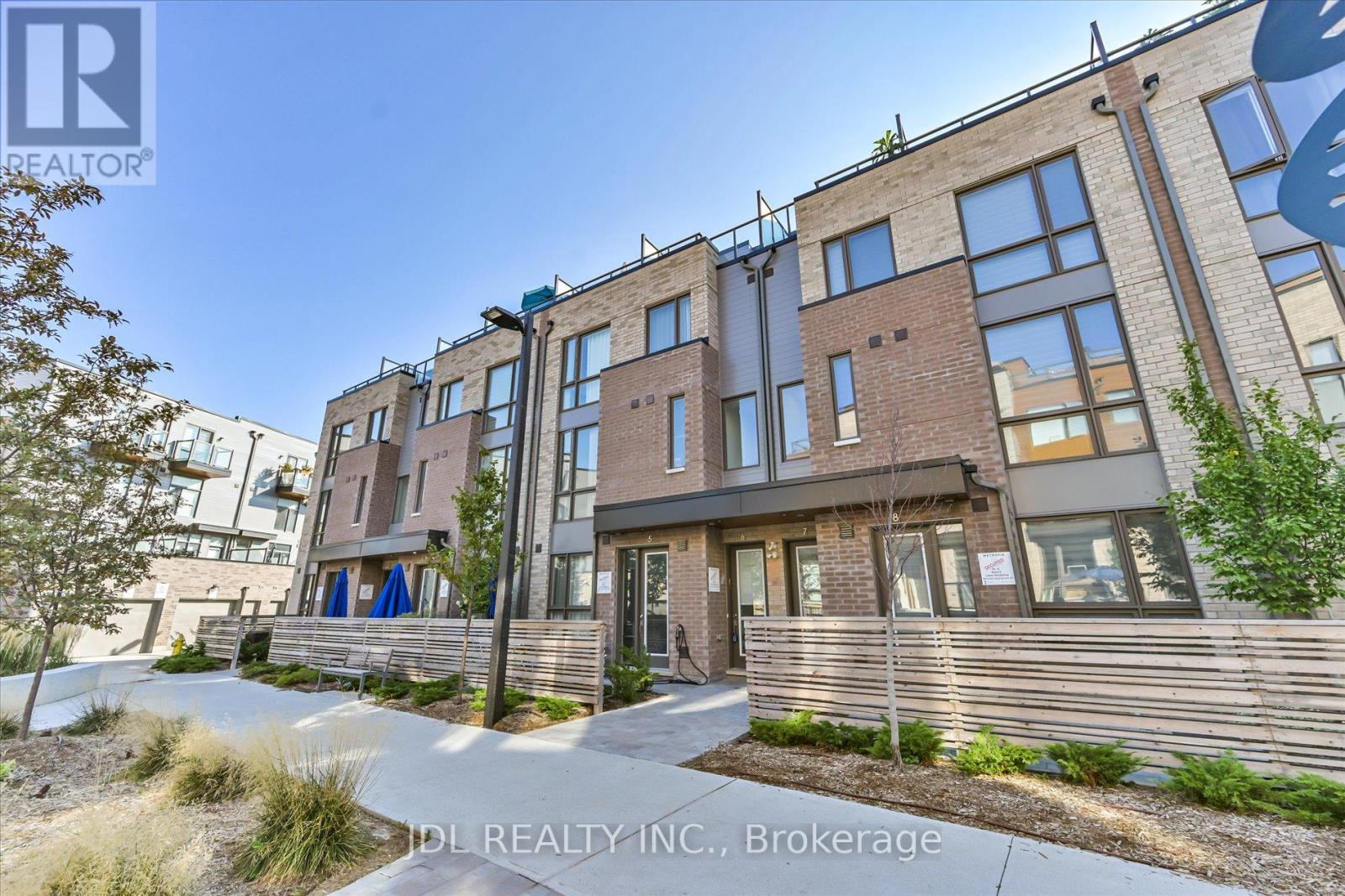 7 - 88 Turtle Island Road, Toronto, Ontario  M6A 0E4 - Photo 2 - C12405718