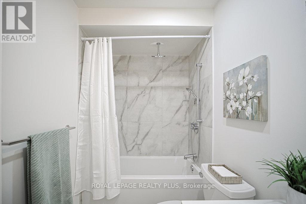 6 - 1010 Cristina Court, Mississauga (Clarkson), Ontario  L5J 4T7 - Photo 24 - W12405403