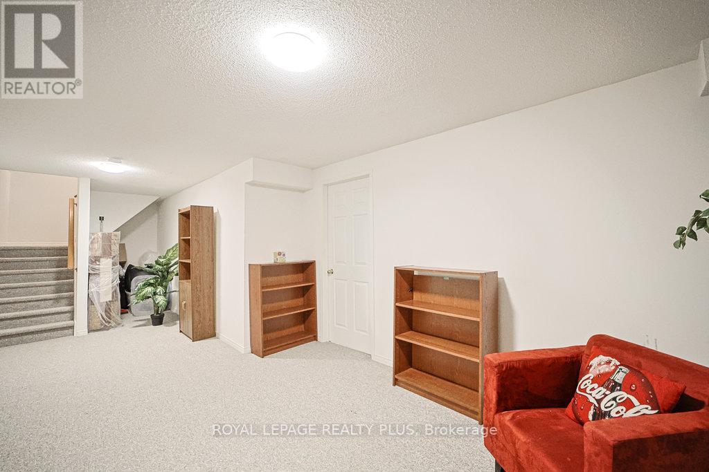 6 - 1010 Cristina Court, Mississauga (Clarkson), Ontario  L5J 4T7 - Photo 38 - W12405403
