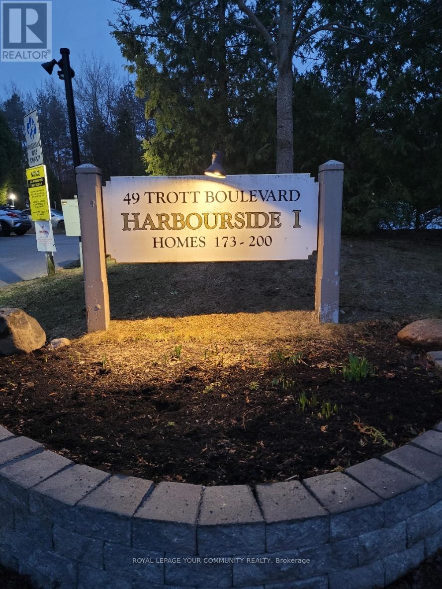 179 - 49 Trott Boulevard, Collingwood, Ontario  L9Y 5B8 - Photo 2 - S12405724
