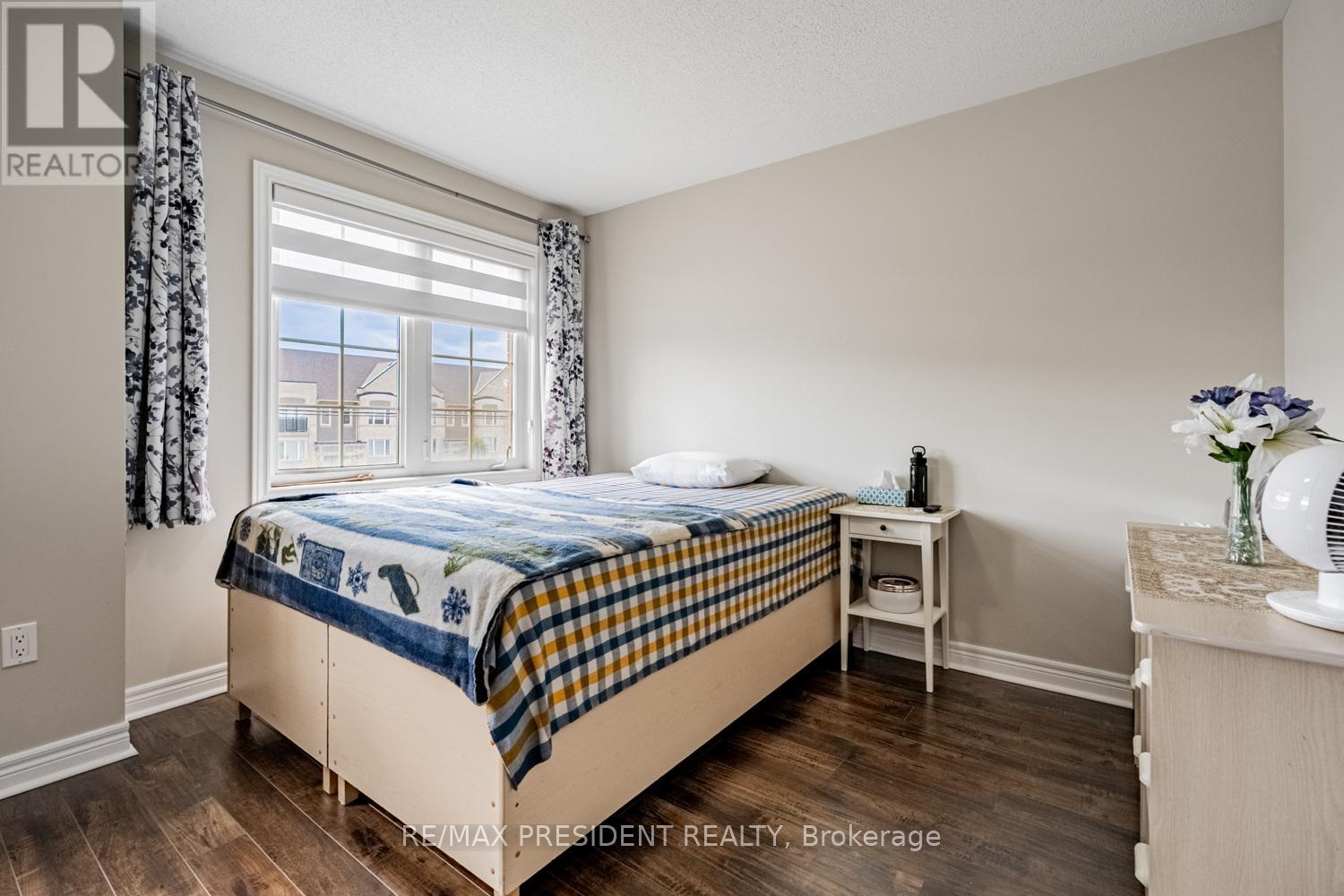 10 Shiraz Drive, Brampton (Sandringham-Wellington), Ontario  L6R 0W7 - Photo 24 - W12405728