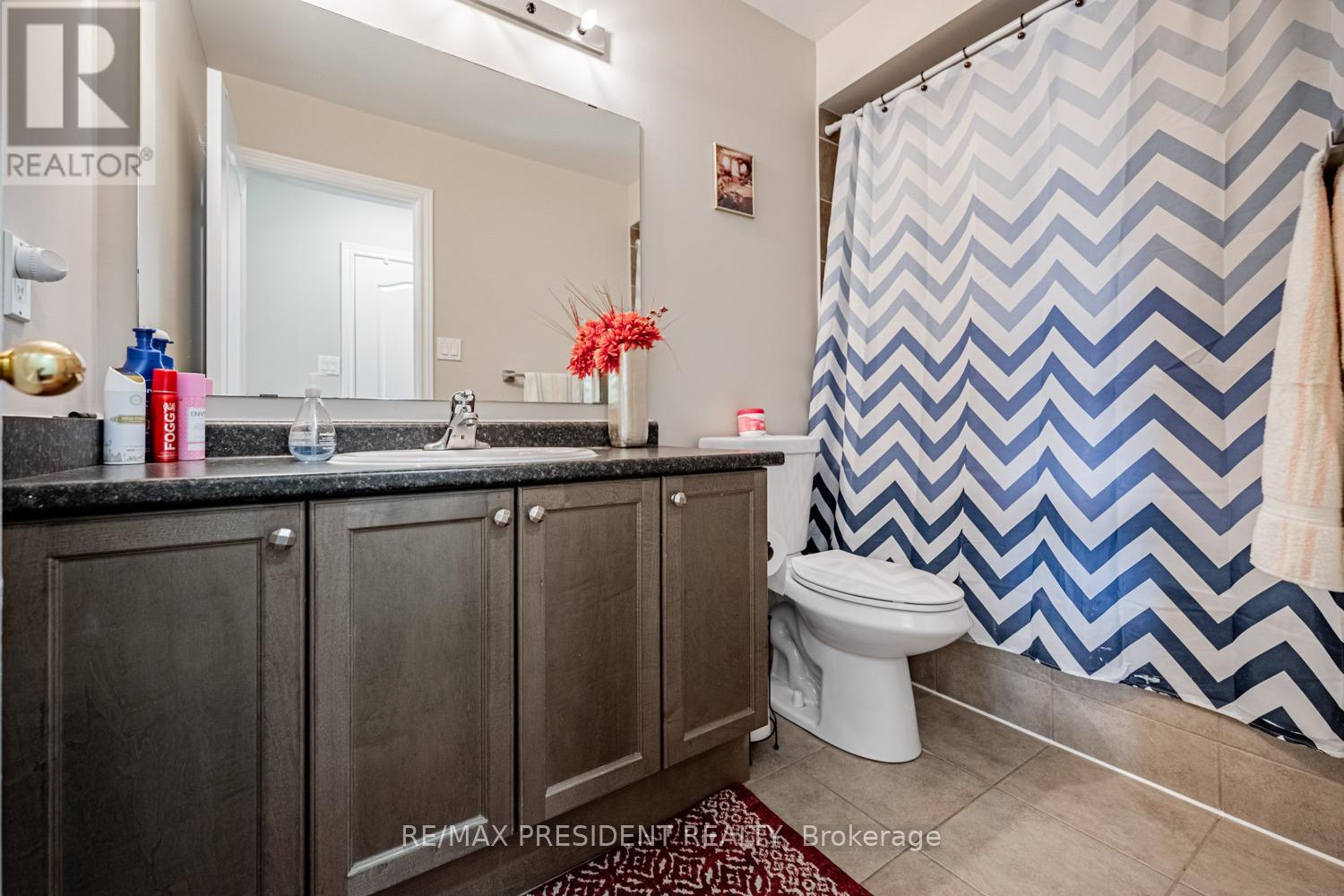 10 Shiraz Drive, Brampton (Sandringham-Wellington), Ontario  L6R 0W7 - Photo 25 - W12405728
