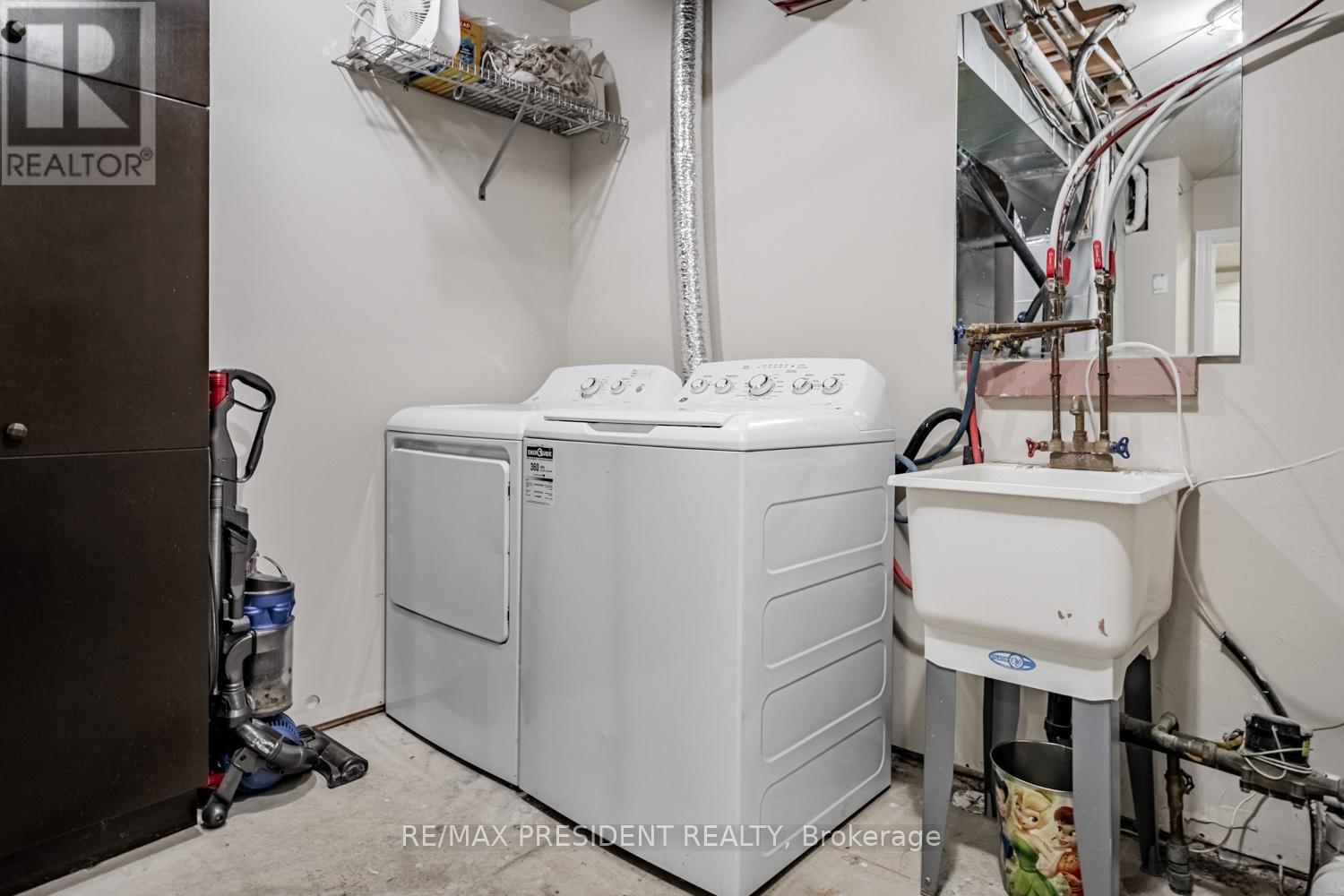 10 Shiraz Drive, Brampton (Sandringham-Wellington), Ontario  L6R 0W7 - Photo 28 - W12405728