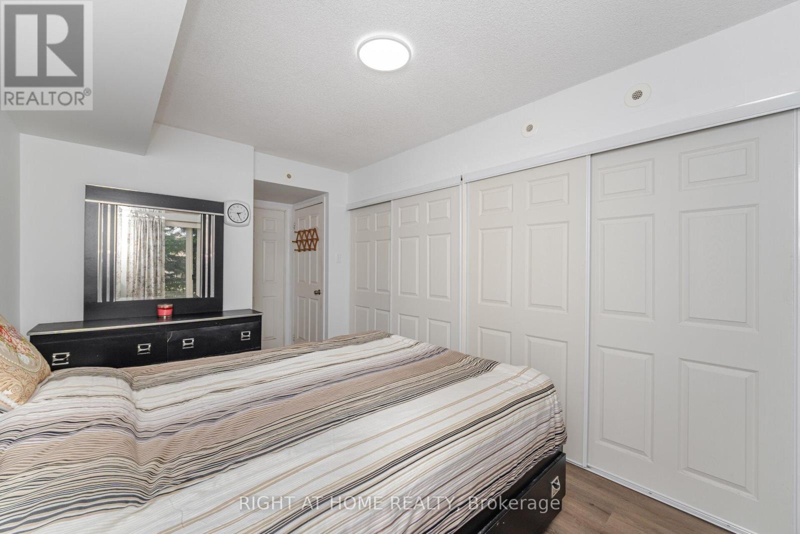 2178 - 95 George Appleton Way, Toronto, Ontario  M3M 0A2 - Photo 18 - W12405733