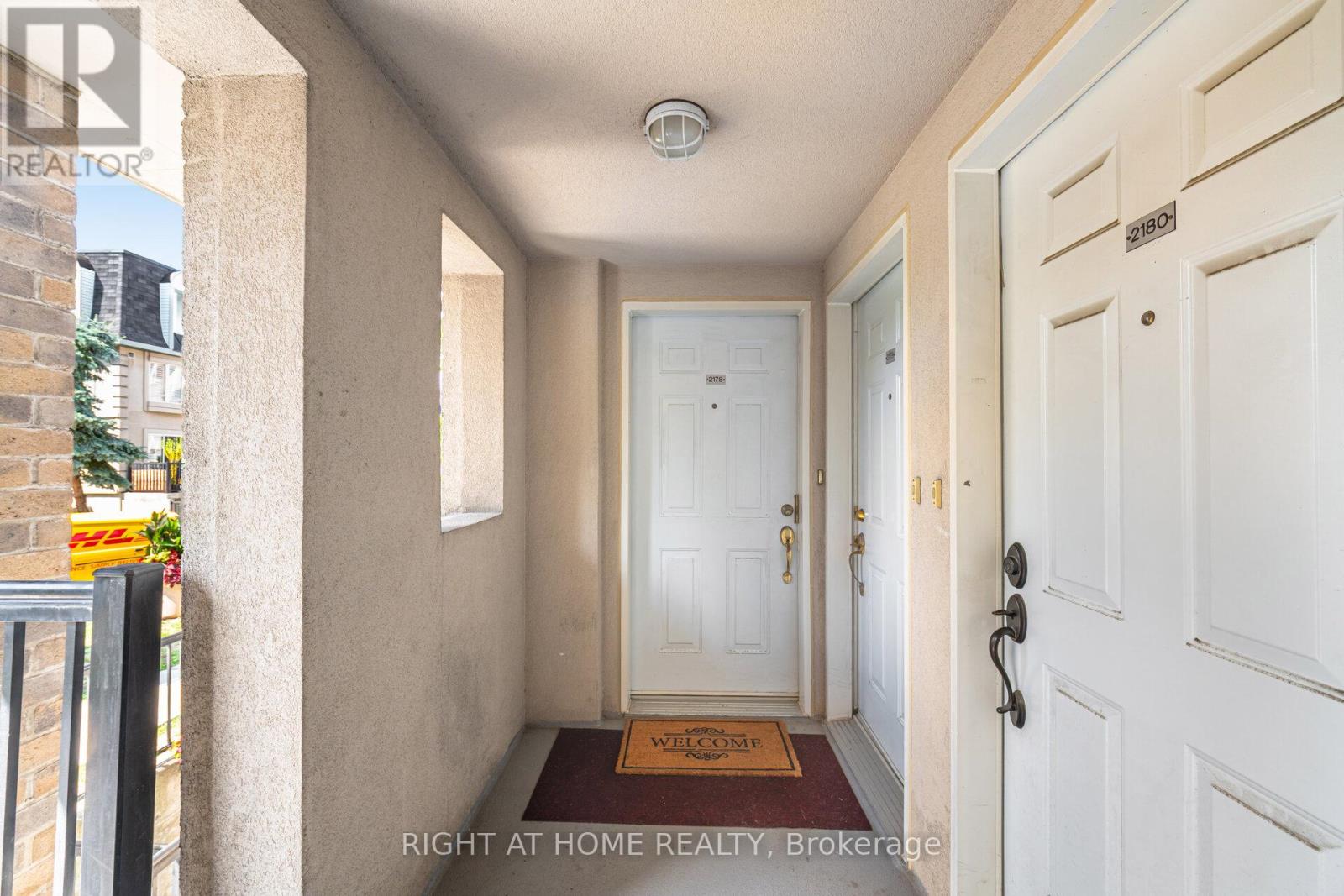 2178 - 95 George Appleton Way, Toronto, Ontario  M3M 0A2 - Photo 4 - W12405733