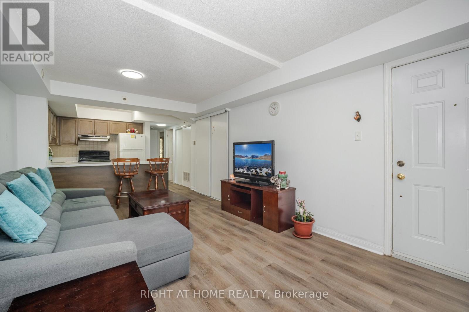 2178 - 95 George Appleton Way, Toronto, Ontario  M3M 0A2 - Photo 8 - W12405733