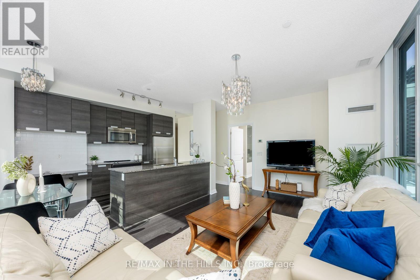 2007 - 55 Eglinton Avenue W, Mississauga, Ontario  L5R 0E4 - Photo 24 - W12405740