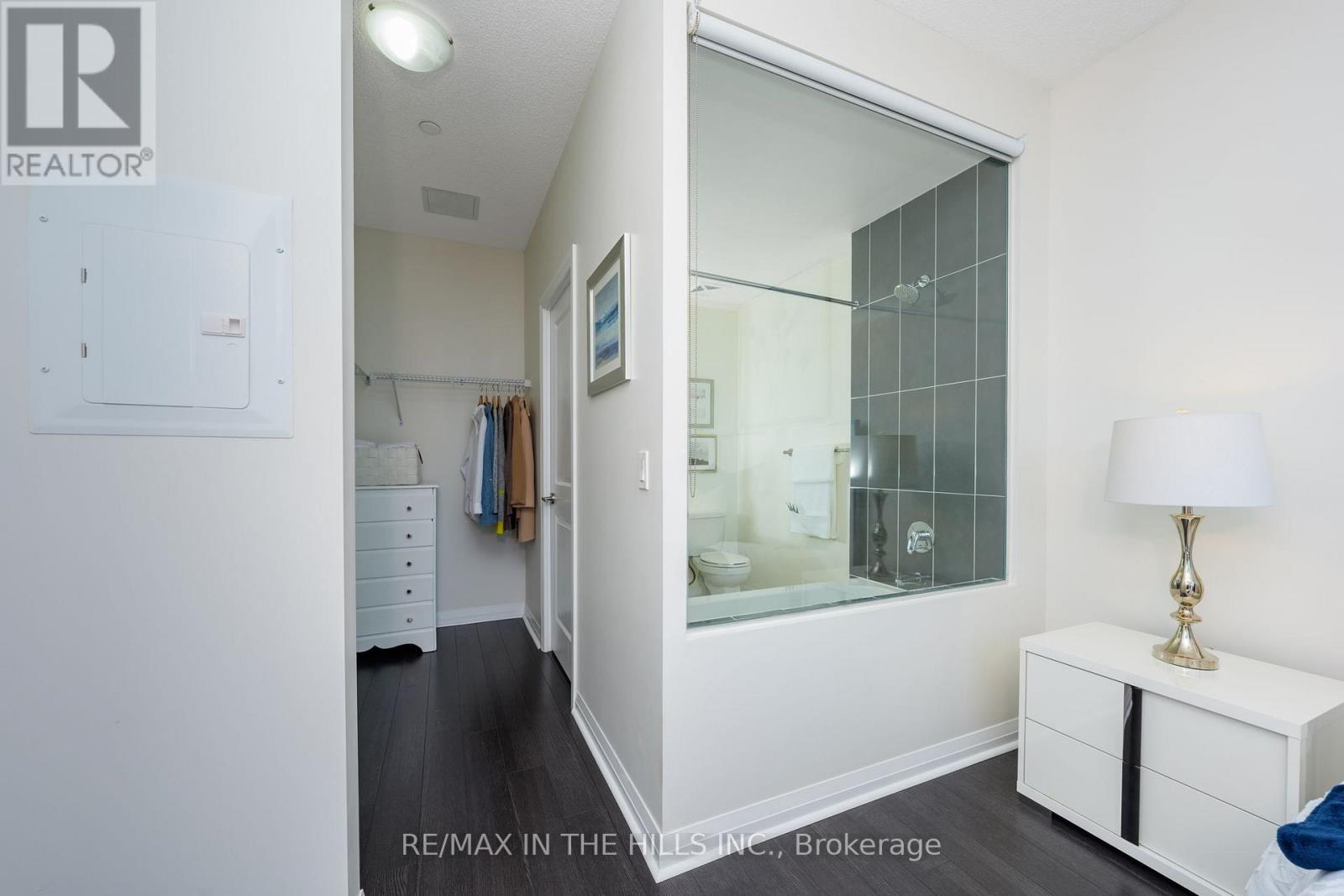 2007 - 55 Eglinton Avenue W, Mississauga, Ontario  L5R 0E4 - Photo 28 - W12405740