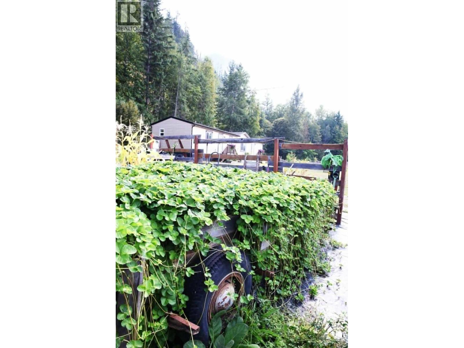 3015 Highway 6 Highway Lot# B, Nakusp, British Columbia  V0G 1R1 - Photo 18 - 10362720