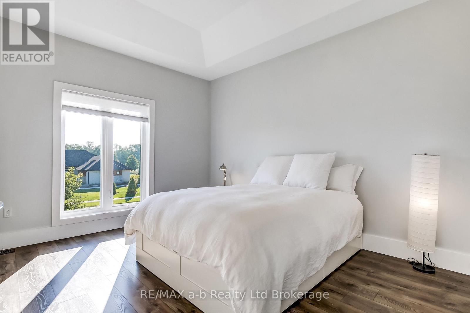 48 Otterview Drive, Norwich, Ontario  N0J 1R0 - Photo 25 - X12404493