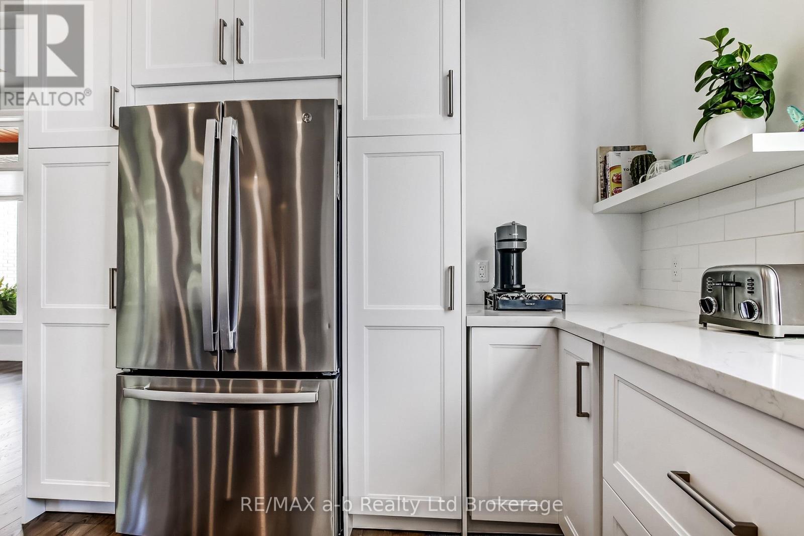 48 Otterview Drive, Norwich, Ontario  N0J 1R0 - Photo 17 - X12404493