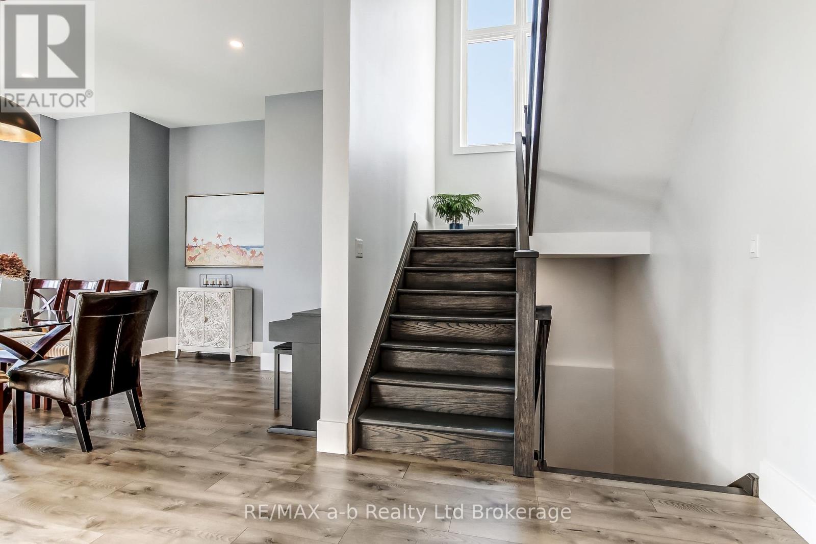 48 Otterview Drive, Norwich, Ontario  N0J 1R0 - Photo 24 - X12404493