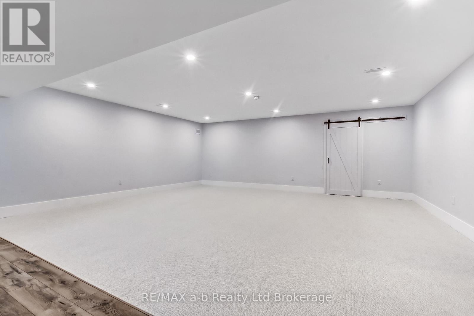 48 Otterview Drive, Norwich, Ontario  N0J 1R0 - Photo 28 - X12404493