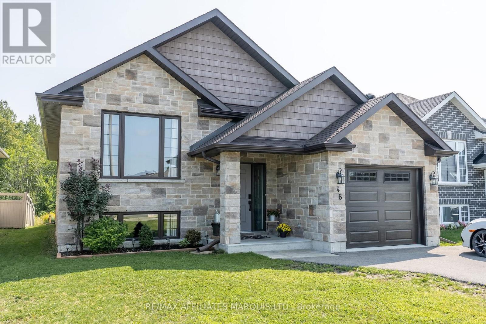 46 MERCIER AVENUE, Cornwall, Ontario