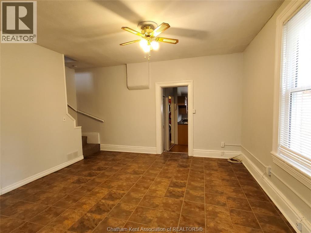 64 Raleigh Street, Chatham, Ontario  N7M 2M8 - Photo 3 - 25023415