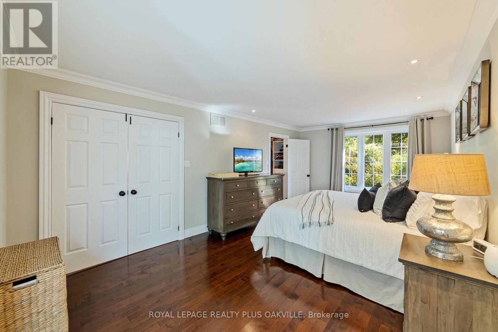 1368 Monks Passage, Oakville, Ontario  L6M 1J5 - Photo 24 - W12401205