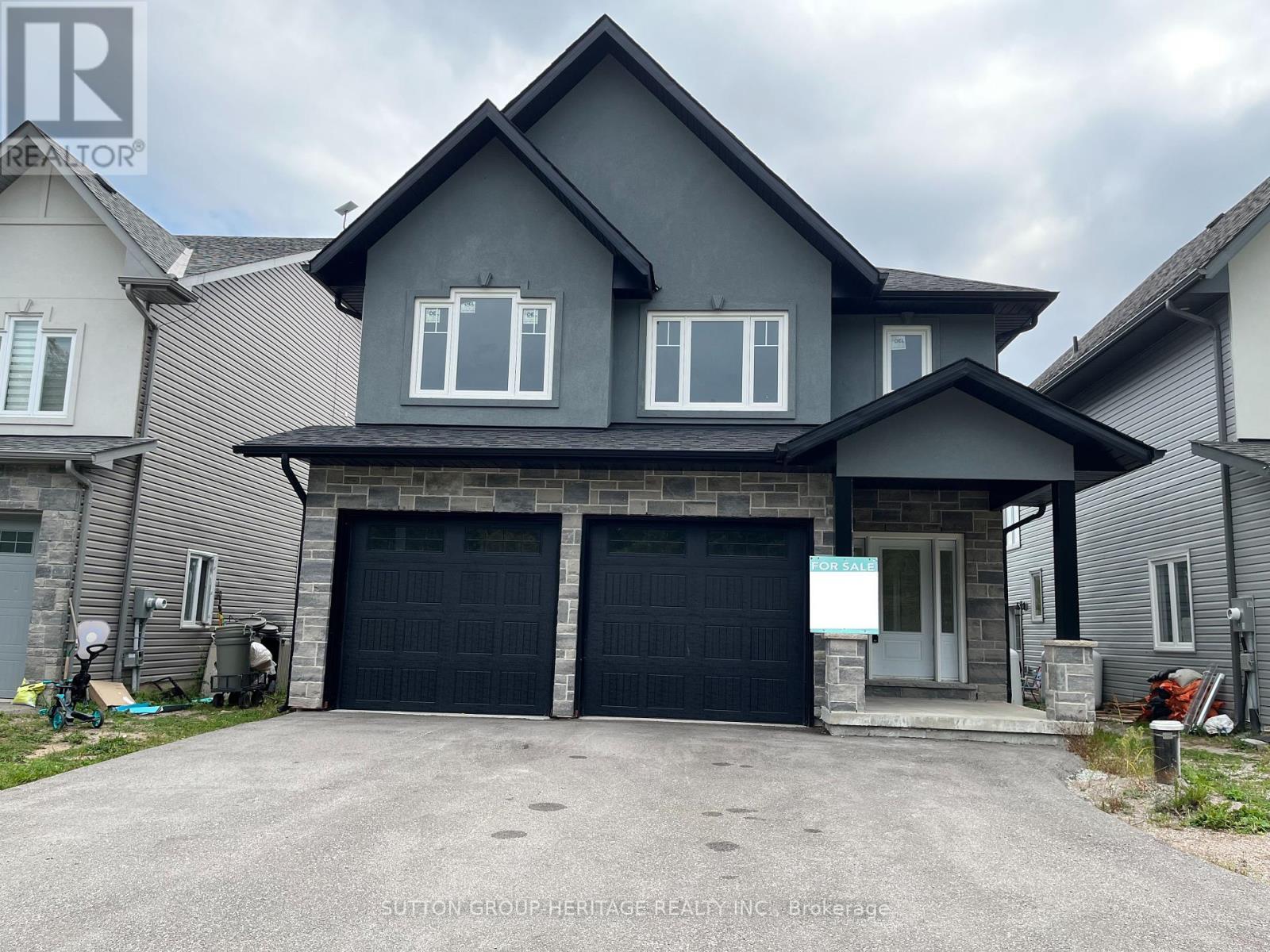 Property at 21 ROSY BEACH COURT image 1