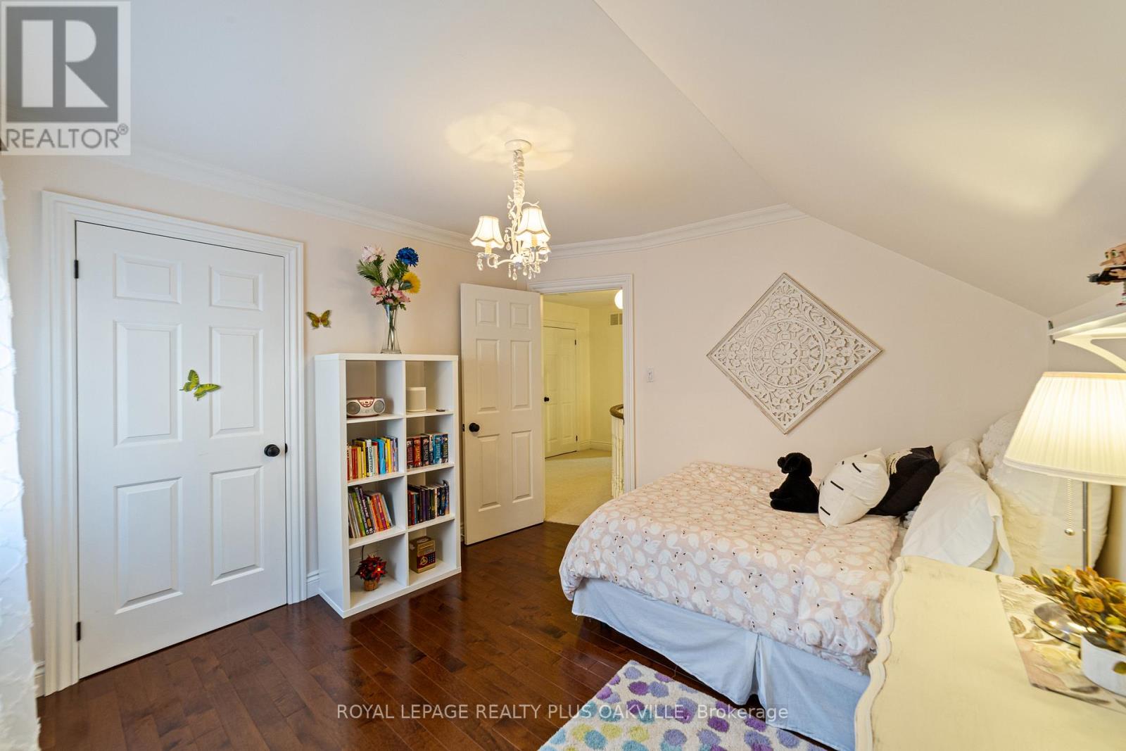 1368 Monks Passage, Oakville, Ontario  L6M 1J5 - Photo 30 - W12401205