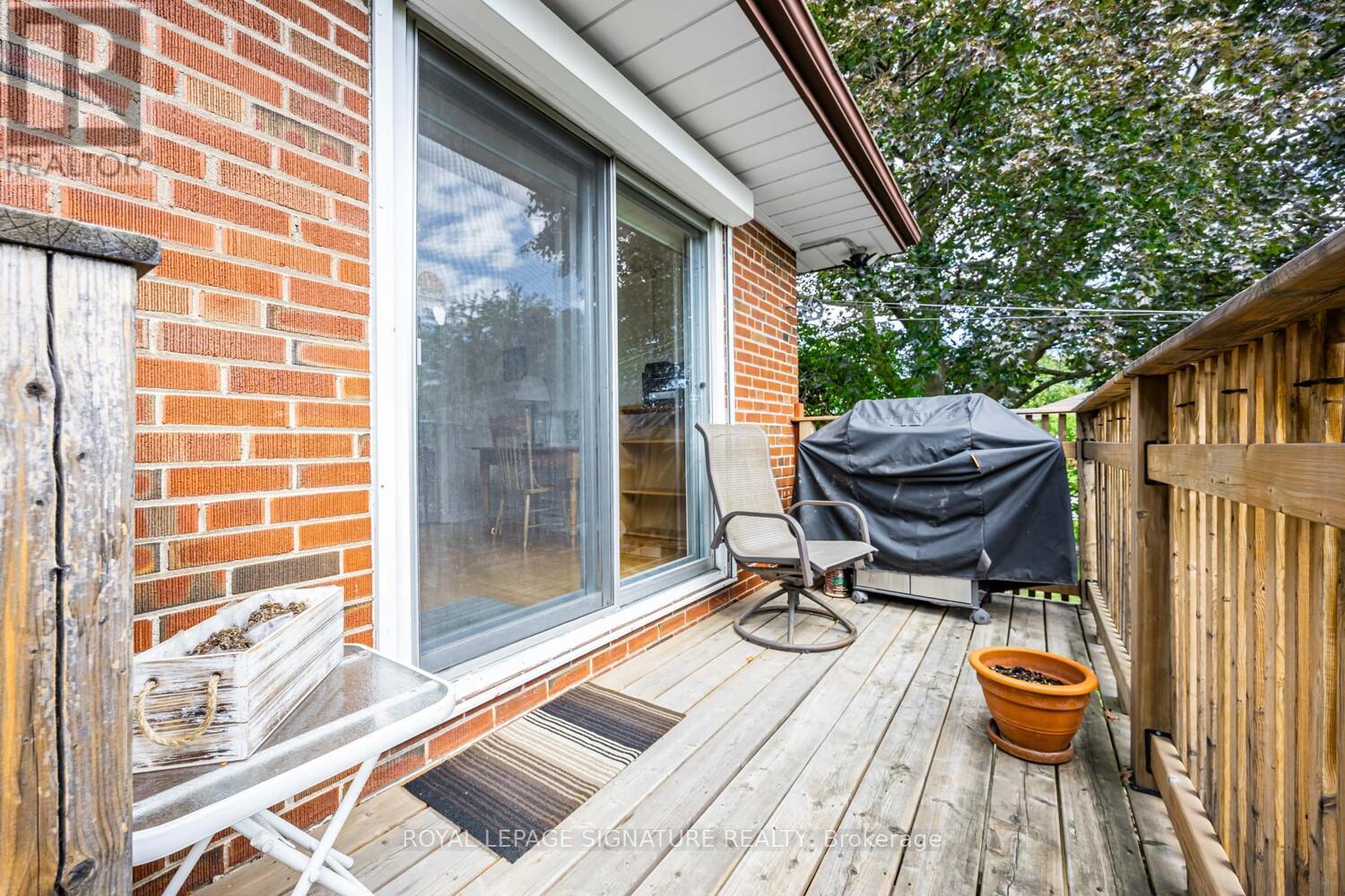 19 Brian Avenue, Toronto, Ontario  M1R 3J1 - Photo 27 - E12405764