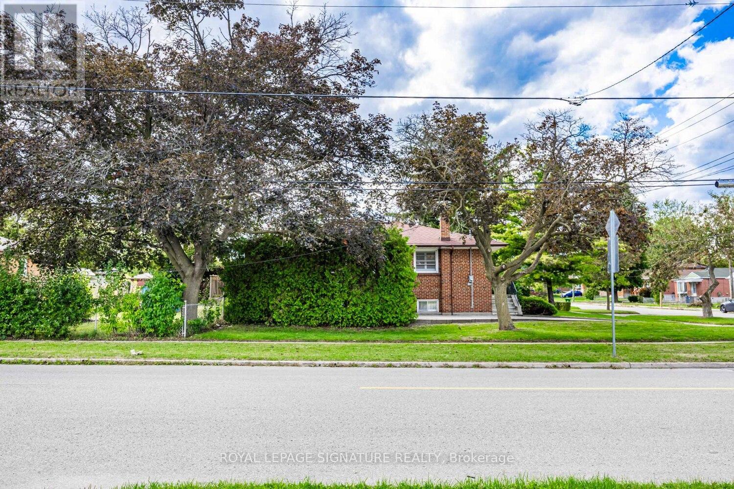 19 Brian Avenue, Toronto, Ontario  M1R 3J1 - Photo 33 - E12405764