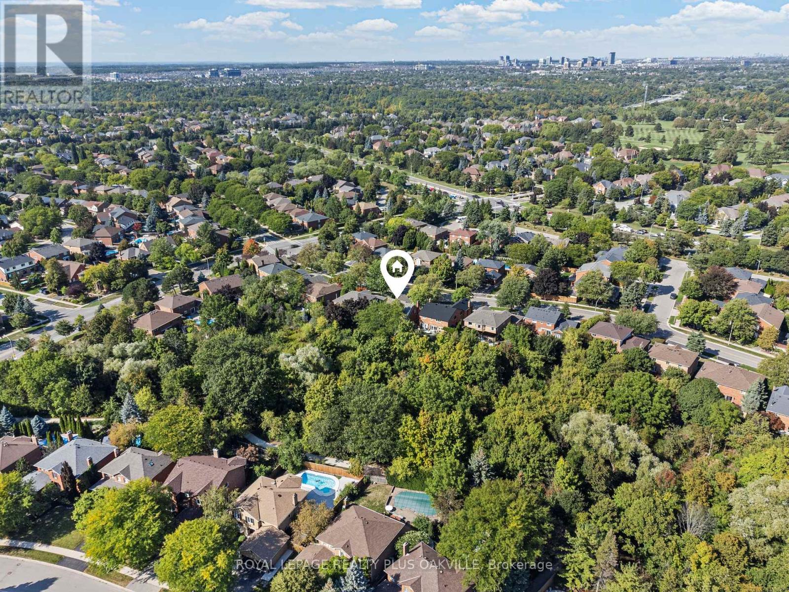 1368 Monks Passage, Oakville, Ontario  L6M 1J5 - Photo 47 - W12401205