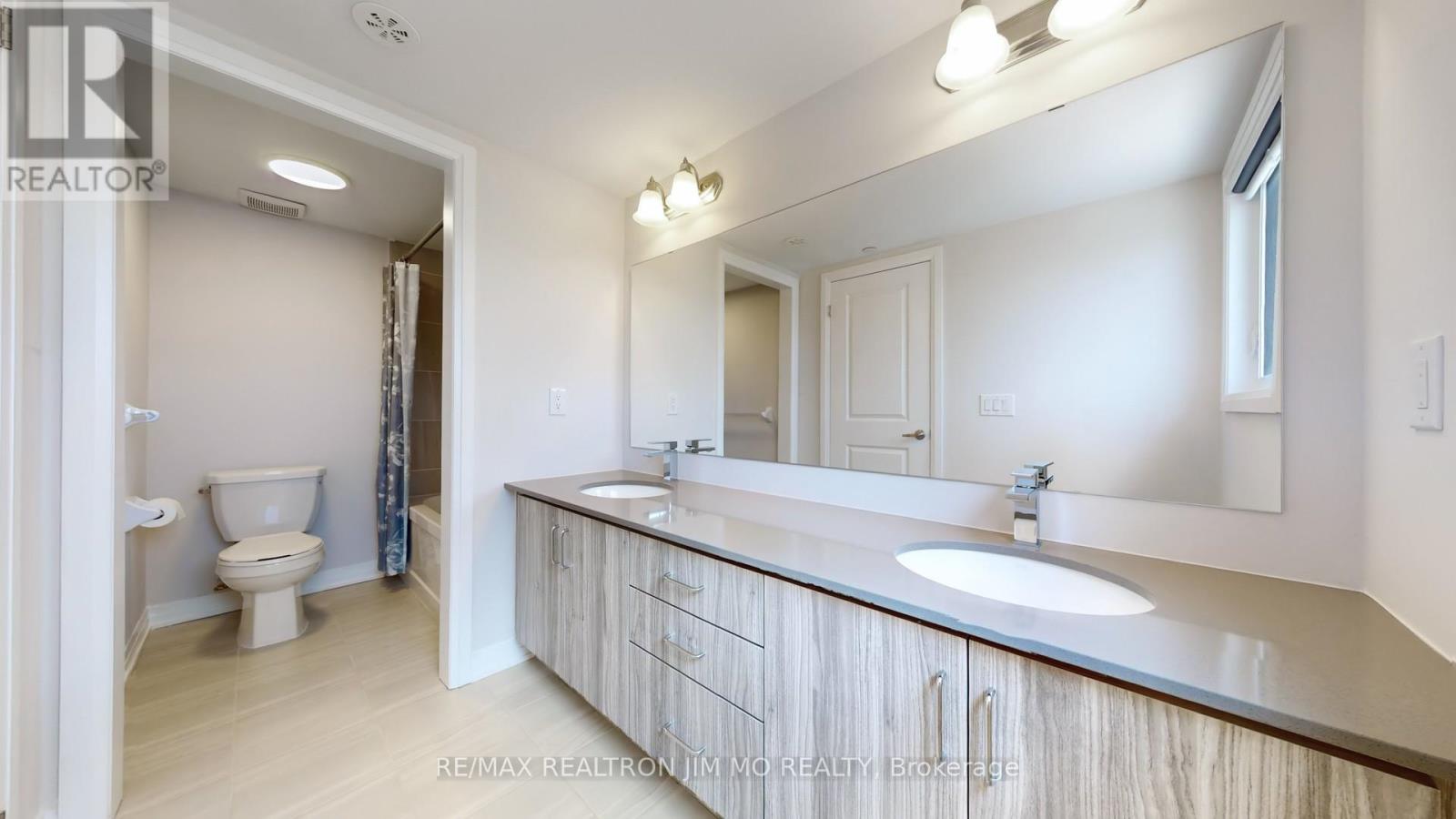 16 - 50 Baynes Way, Bradford West Gwillimbury, Ontario  L3Z 4M4 - Photo 28 - N12405770