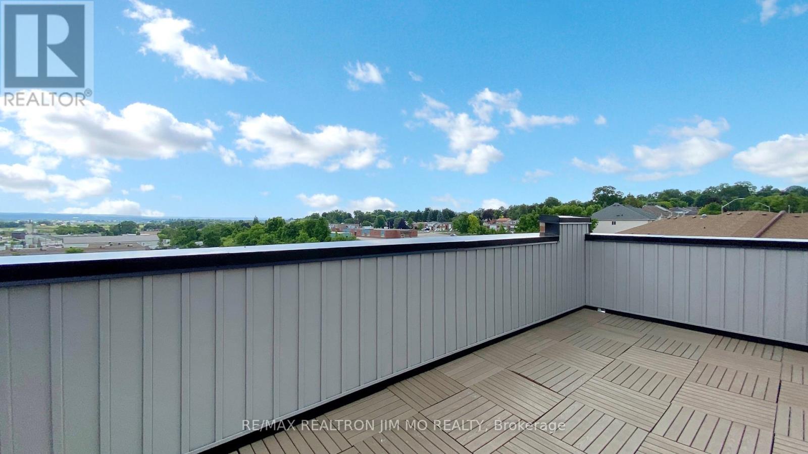16 - 50 Baynes Way, Bradford West Gwillimbury, Ontario  L3Z 4M4 - Photo 39 - N12405770