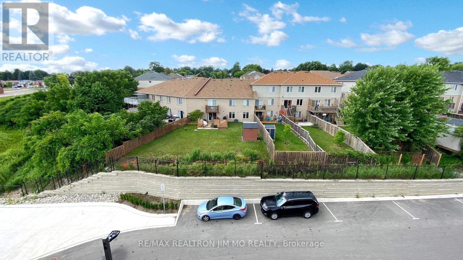 16 - 50 Baynes Way, Bradford West Gwillimbury, Ontario  L3Z 4M4 - Photo 43 - N12405770
