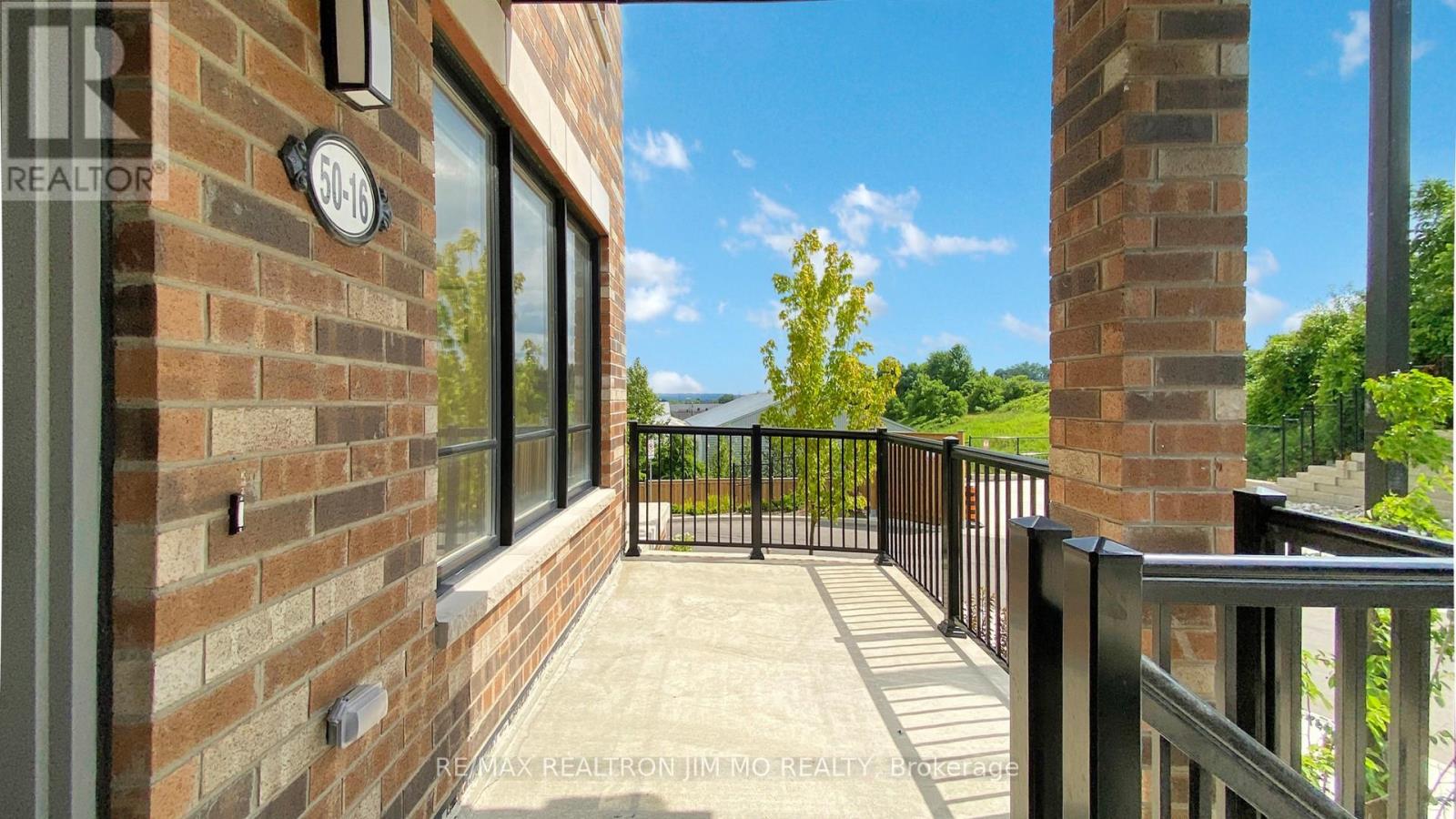 16 - 50 Baynes Way, Bradford West Gwillimbury, Ontario  L3Z 4M4 - Photo 5 - N12405770