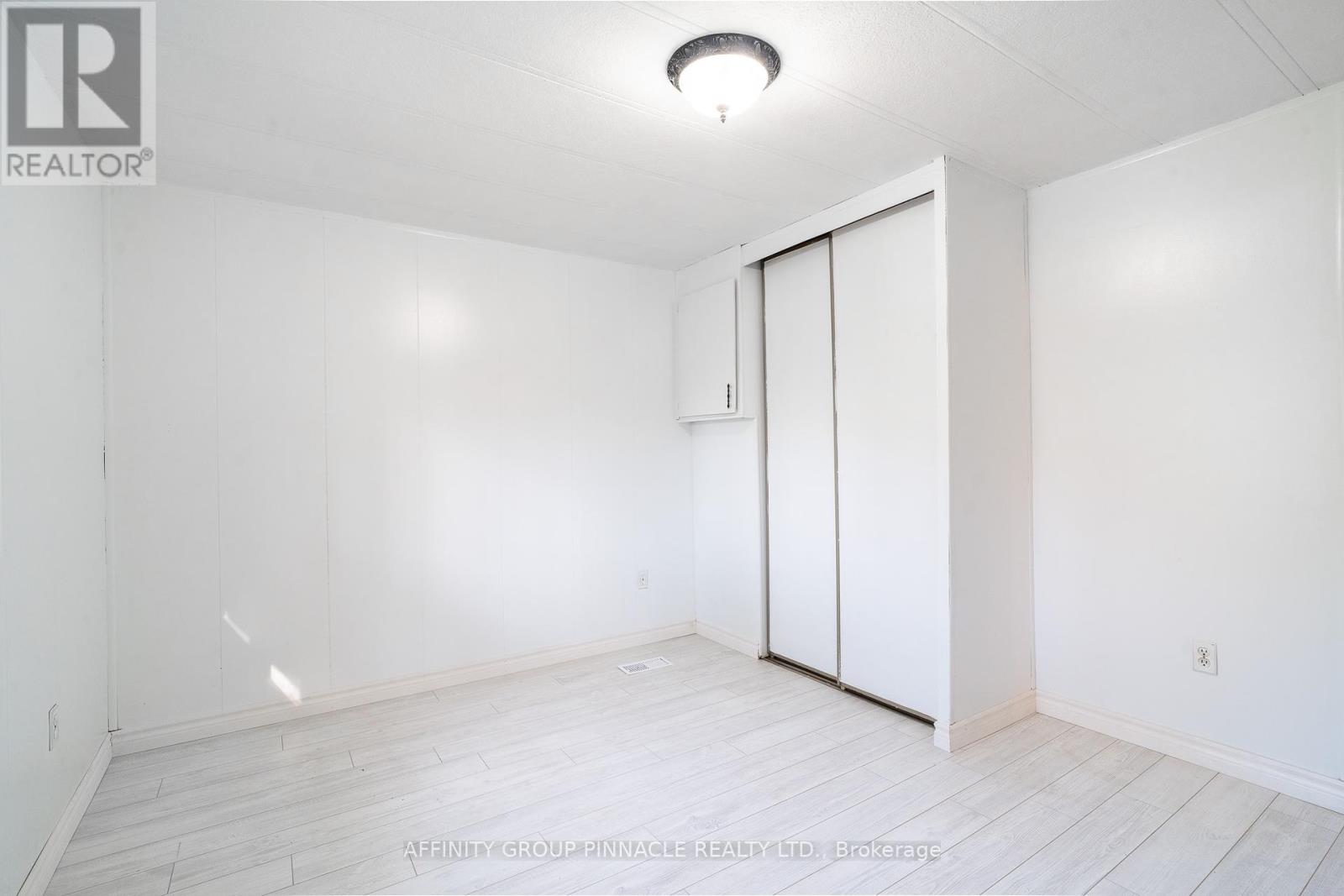 16 Sticky Lane, Kawartha Lakes, Ontario  K0M 1K0 - Photo 12 - X12405831