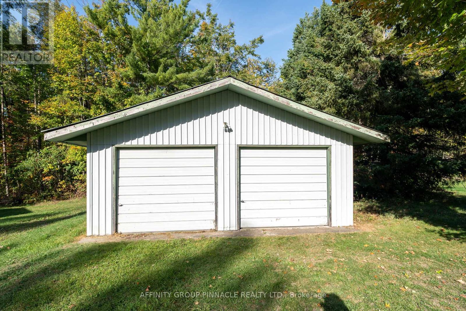 16 Sticky Lane, Kawartha Lakes, Ontario  K0M 1K0 - Photo 33 - X12405831