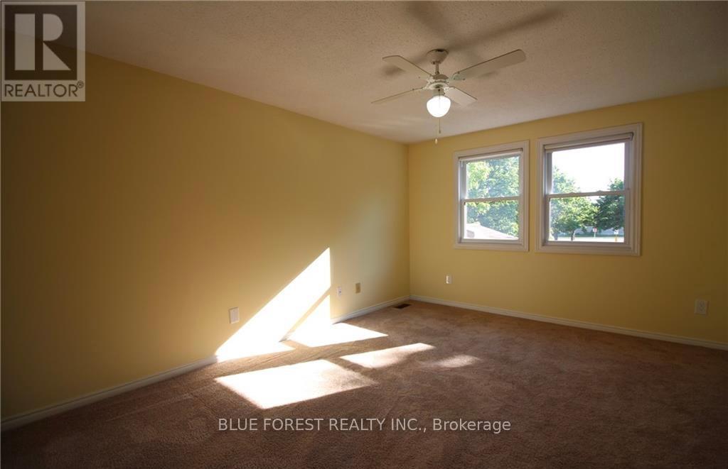 1678 Attawandaron Road, London North (North F), Ontario  N6G 3M8 - Photo 11 - X12405801