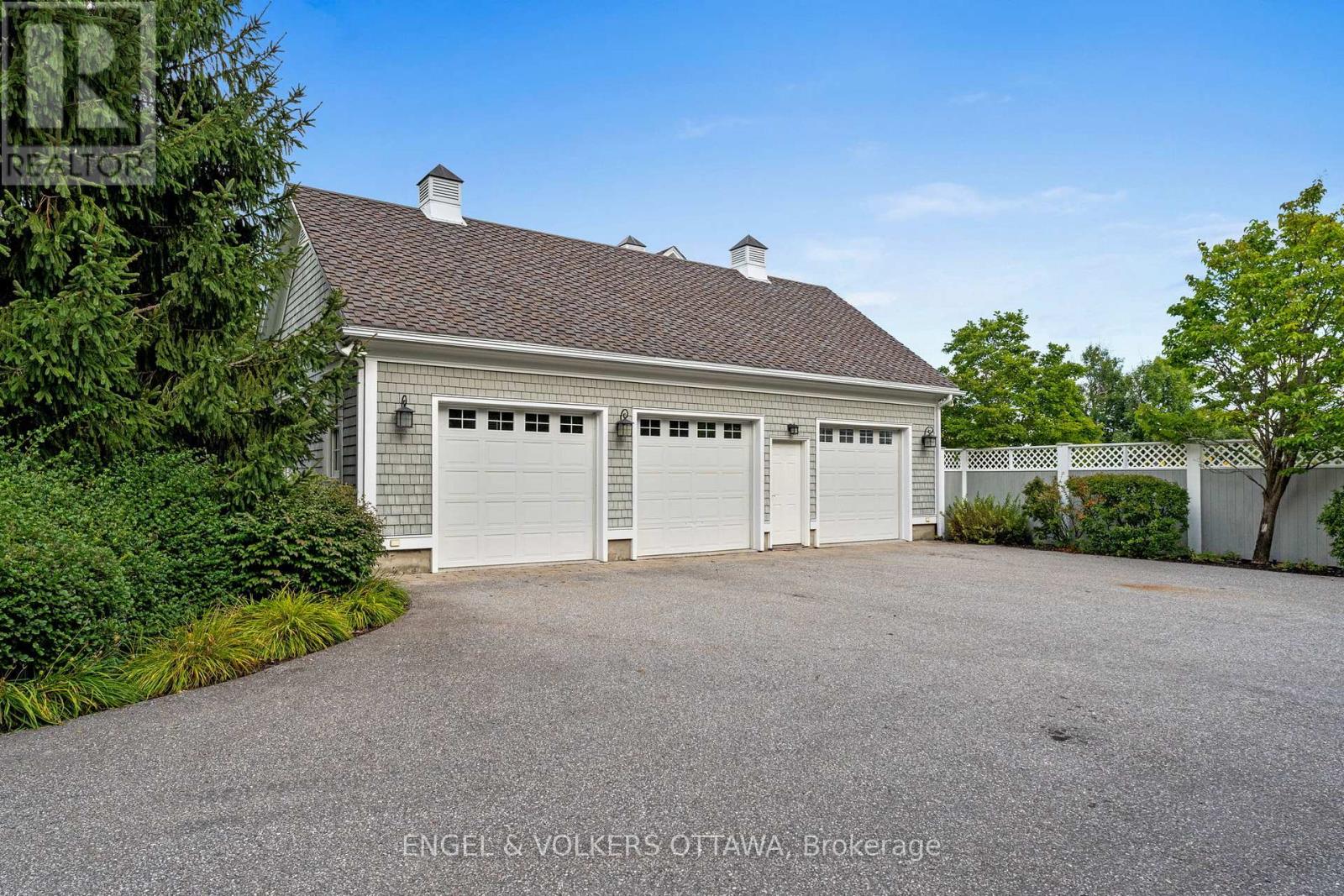 6029 Rideau Valley Drive N, Ottawa, Ontario  K4M 1B3 - Photo 38 - X12405789