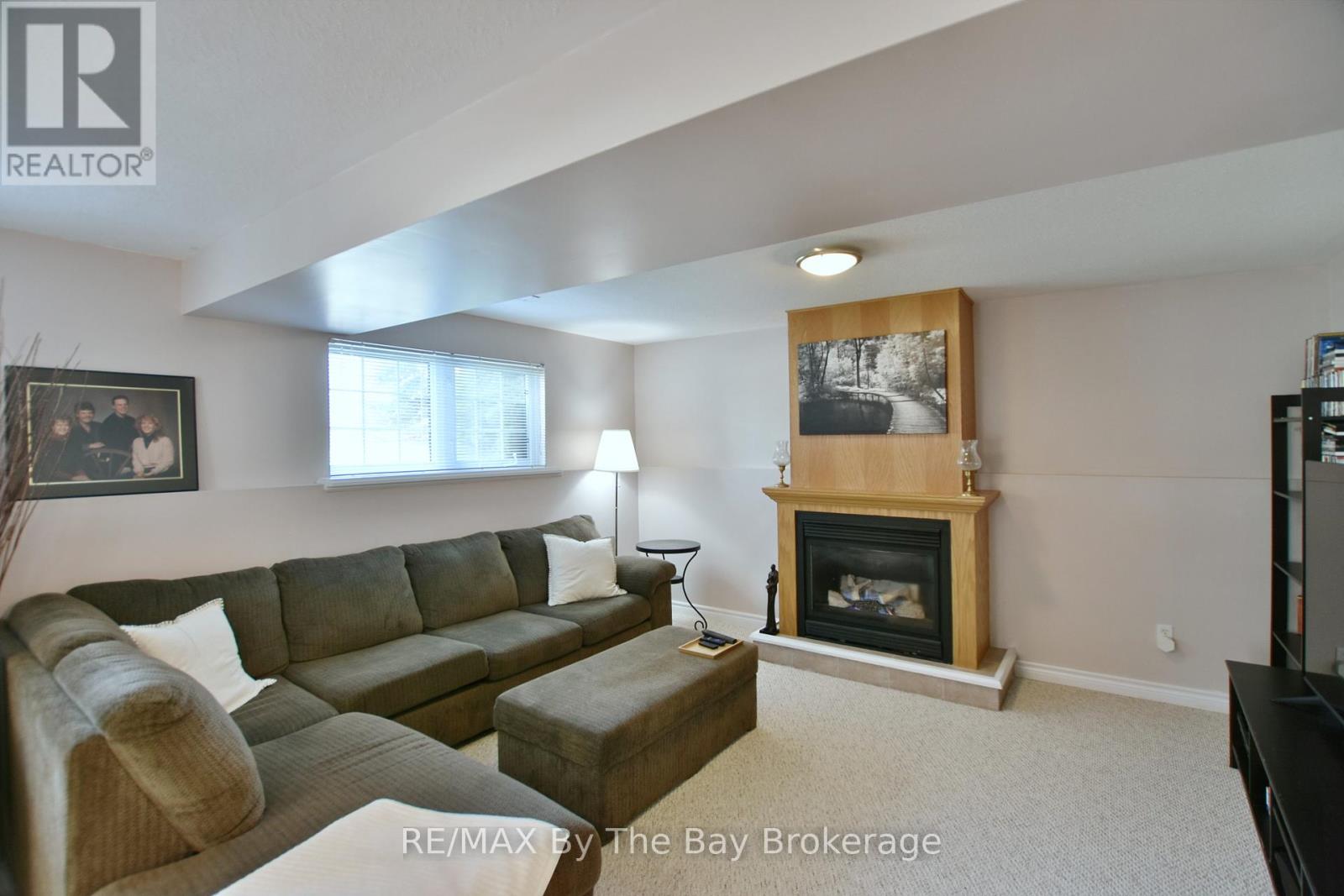 8 Pridham Court, Wasaga Beach, Ontario  L9Z 1M4 - Photo 21 - S12405821