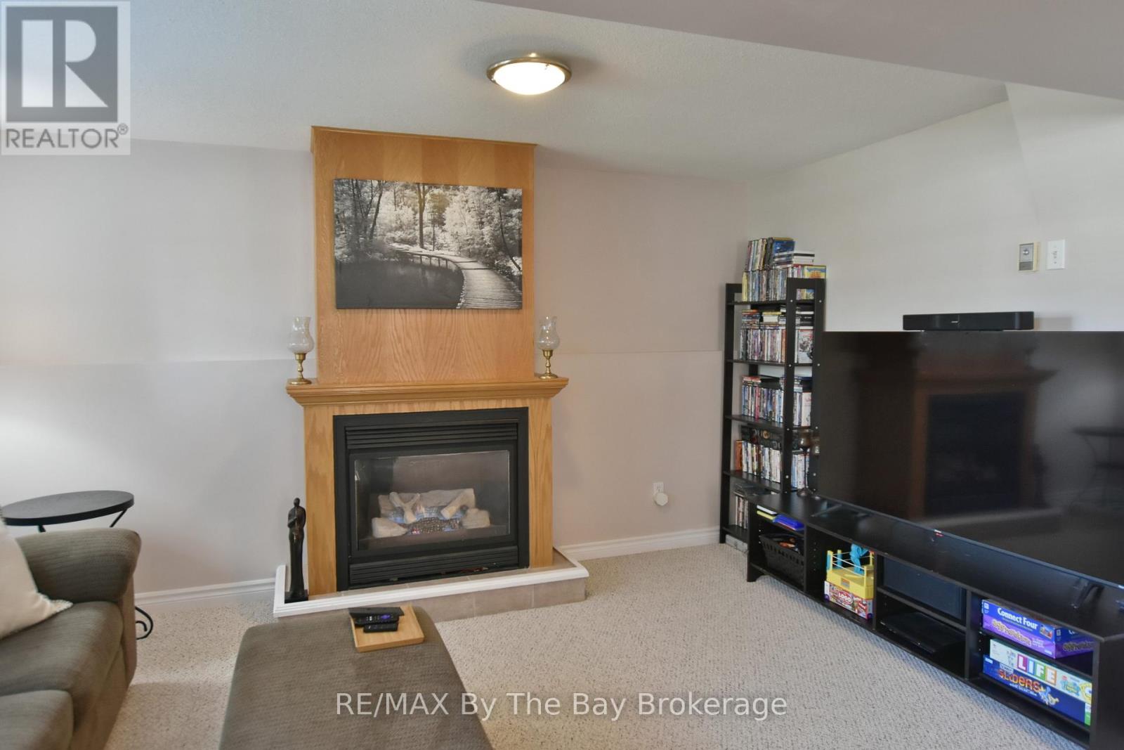8 Pridham Court, Wasaga Beach, Ontario  L9Z 1M4 - Photo 22 - S12405821