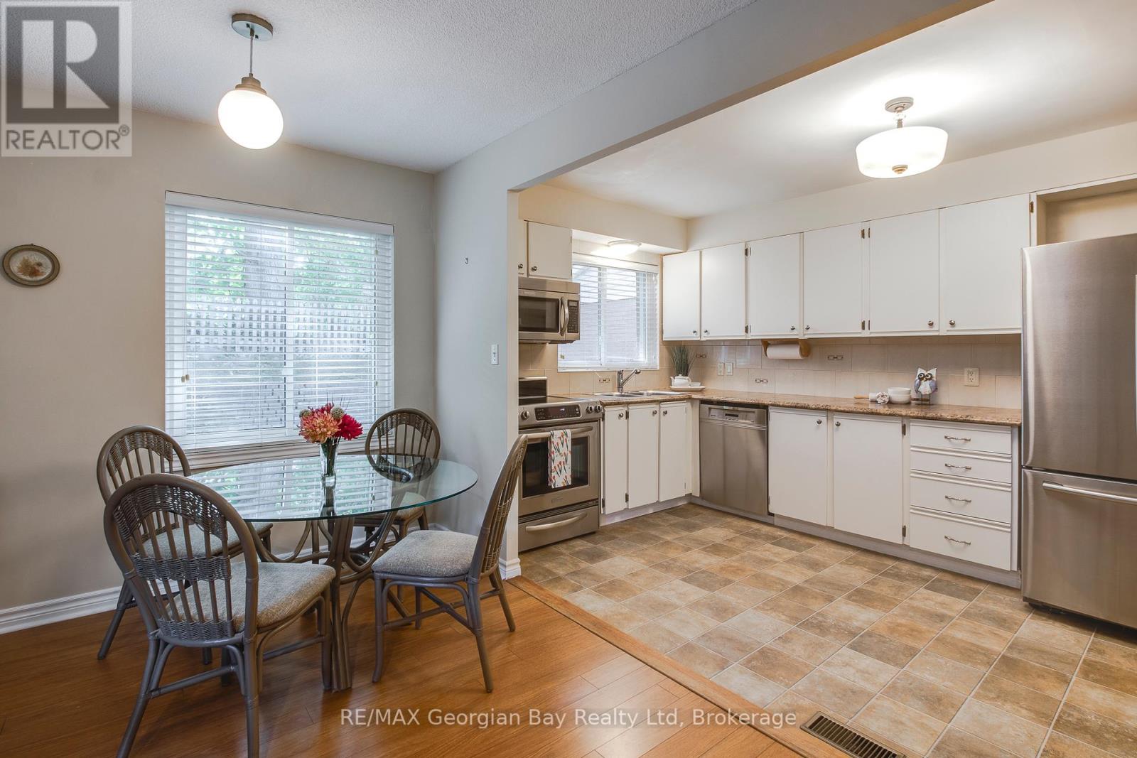 48 - 696 King Street, Midland, Ontario  L4R 5B6 - Photo 10 - S12405836