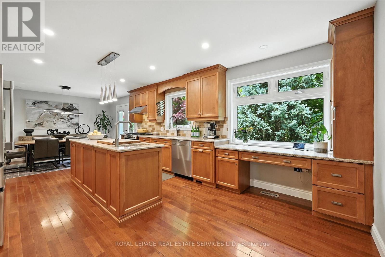 4240 Dunvegan Road, Burlington, Ontario  L7L 1P8 - Photo 16 - W12394946