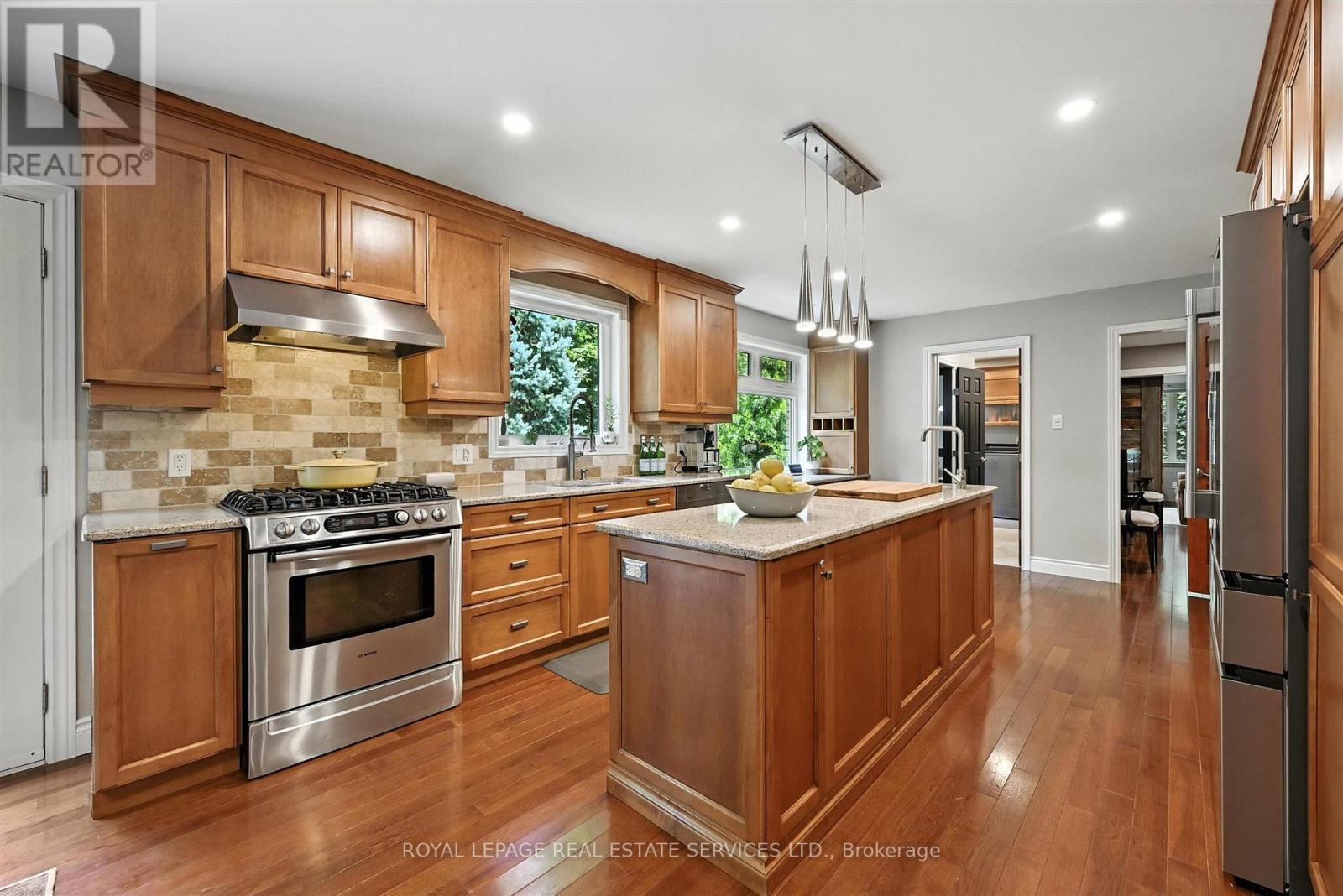 4240 Dunvegan Road, Burlington, Ontario  L7L 1P8 - Photo 14 - W12394946