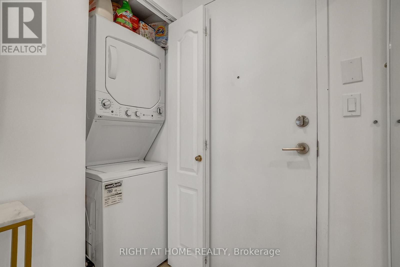 205 - 4198 Dundas Street W, Toronto (Edenbridge-Humber Valley), Ontario  M8X 1Y6 - Photo 21 - W12405766