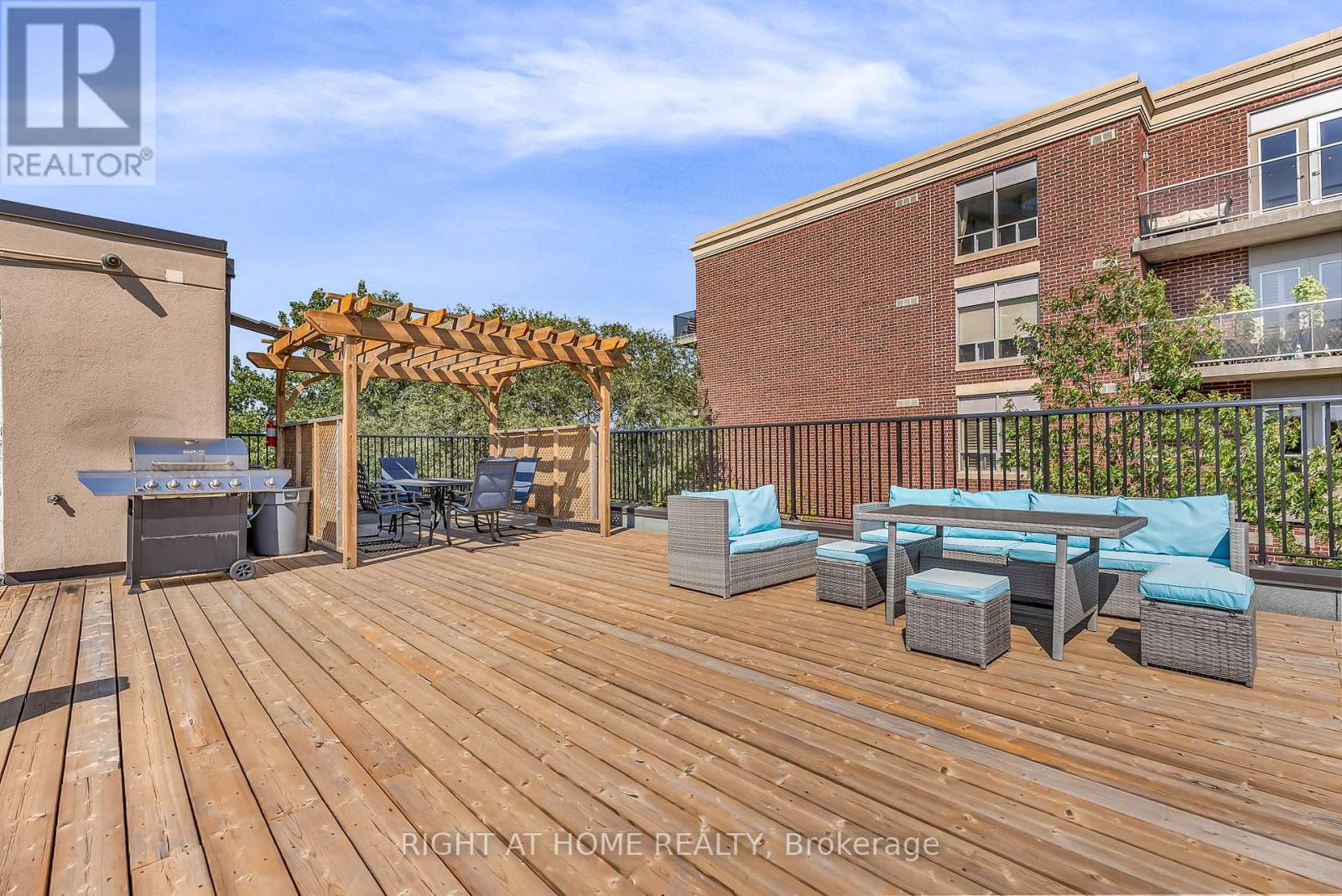 205 - 4198 Dundas Street W, Toronto (Edenbridge-Humber Valley), Ontario  M8X 1Y6 - Photo 25 - W12405766