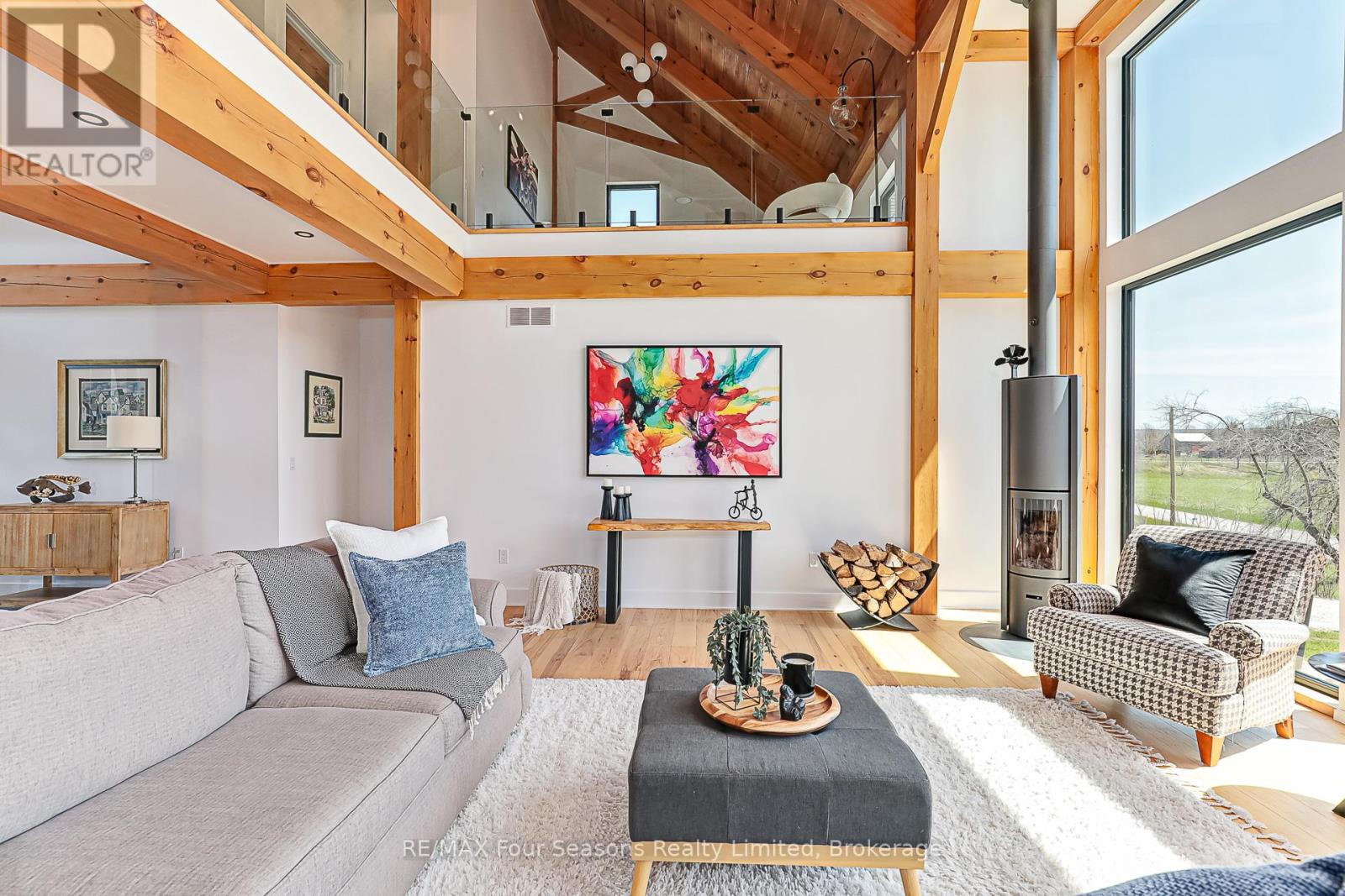 113 Slabtown Road W, Blue Mountains, Ontario  N0H 1J0 - Photo 6 - X12405776