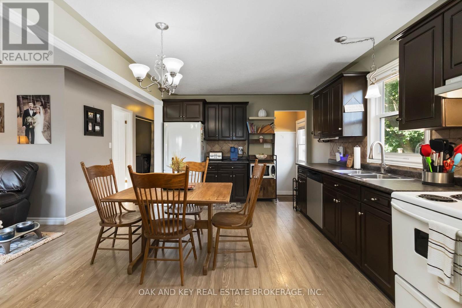 8 Grace Court, Aylmer, Ontario  N5H 3G6 - Photo 13 - X12405526